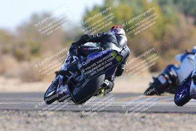 media/Dec-18-2022-SoCal Trackdays (Sun) [[8099a50955]]/Turn 7 Backside (1125am)/